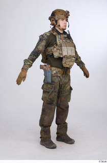 Frankie Perry A Pose US Army Dark Recon A Pose…